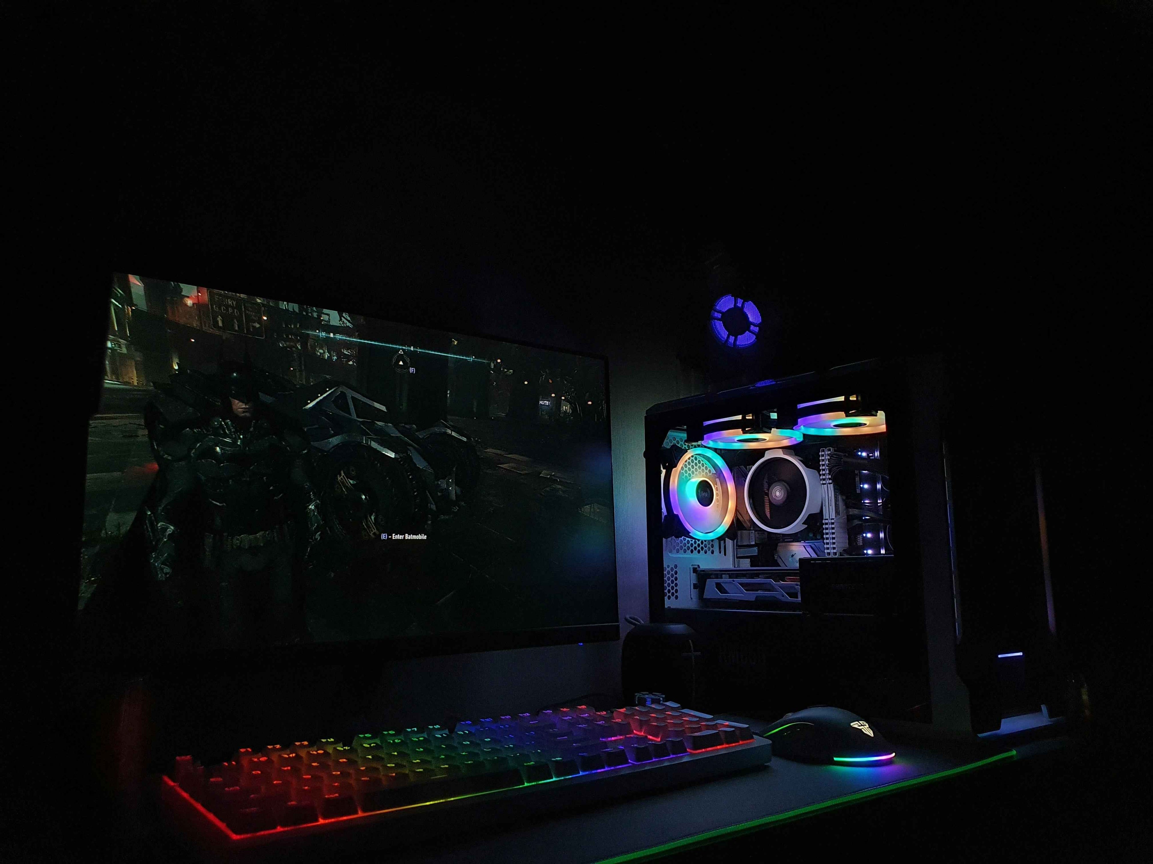 Completeaza formularul, noi te contactam si impreuna facem cel mai bun PC potrivit nevoilor tale!